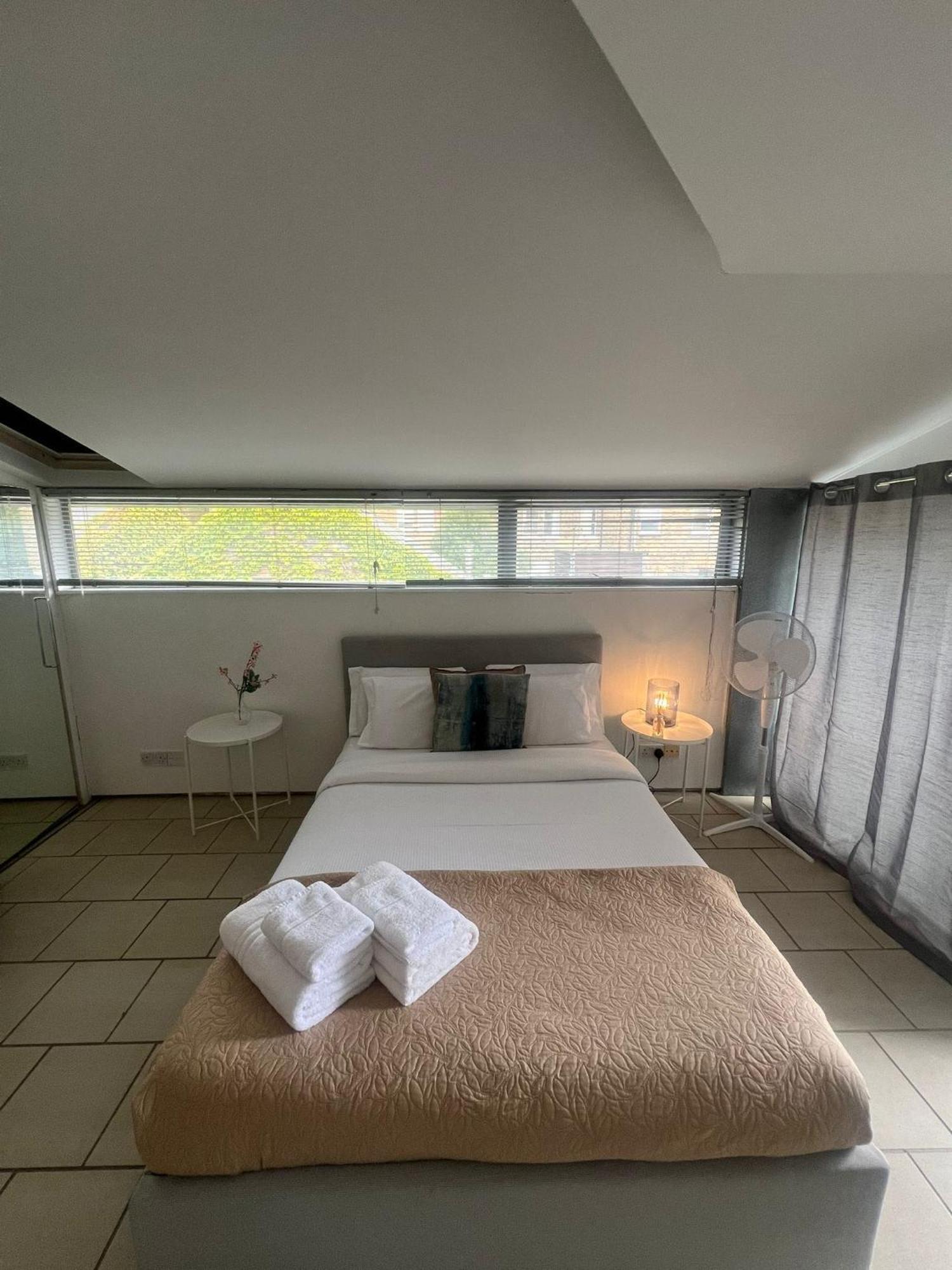 런던 One Bed House In Camden Town 빌라 외부 사진